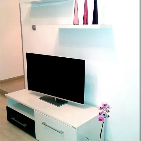 Ory Near The Center With Free Parking * Pula